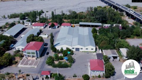 Satılır 30 otaqlı 12615 m² obyekt Şəki