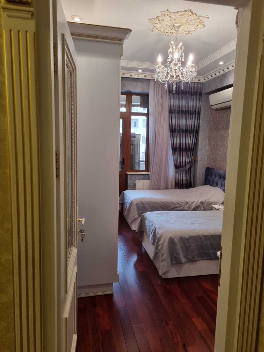 İcarəyə verilir 3 otaqlı yeni tikili 125 m² — Mənzil, Bakı (7)