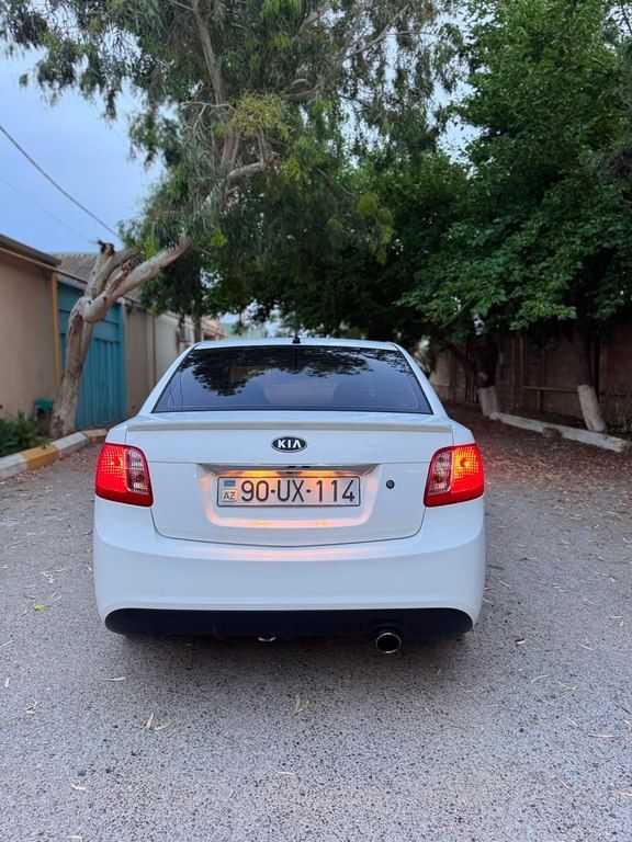 Kia Rio, 1.4 L, 2011 il, 351 000 km 90-UX-114 — Avtomobillər, Bakı (8)