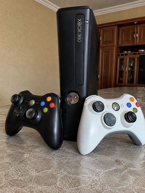 Xbox 360 oyun konsolu paketi Xüsusiyyətlər: - Model: Xbox 360 (qara — Gəncə
