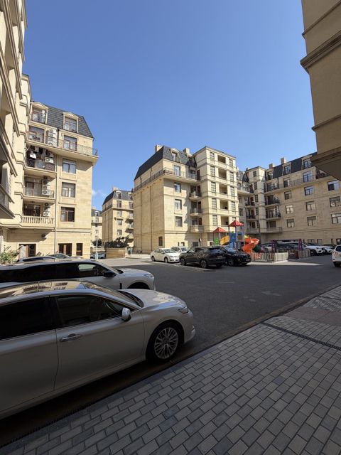 İcarəyə verilir 4 otaqlı yeni tikili 150 m² — Bakı