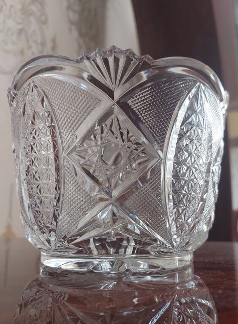 Büllur konfet qabı — Bakı