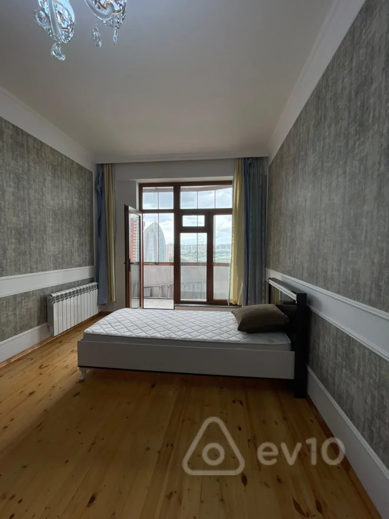 3 otaqlı mənzil, 125 m², Fəzail Bayramov — kirayə — Mənzil, Bakı (9)