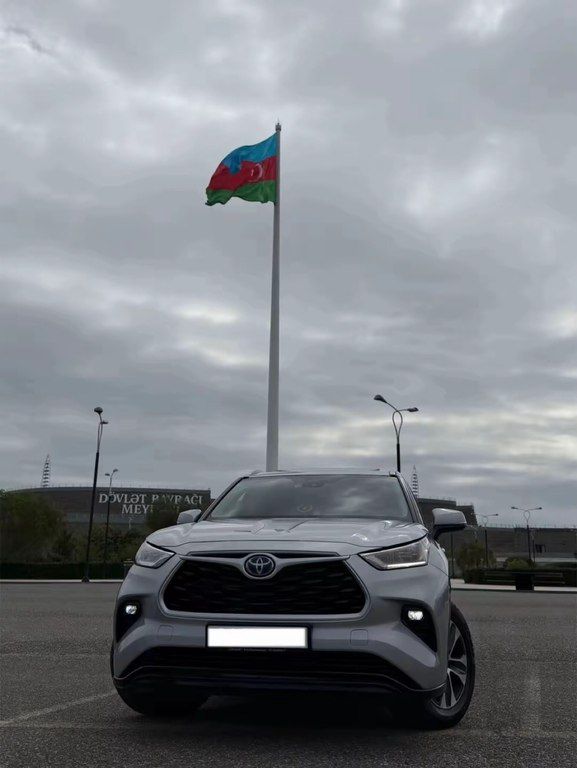 Toyota Highlander, 2.5 L, 1.6 kWh, 2022 il, 69 900 km — Avtomobillər, Bakı (3)