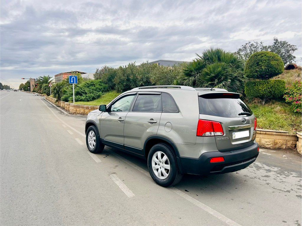 Kia Sorento, 2.0 L, 2009 il, 182 000 km — Avtomobillər, Gəncə (6)