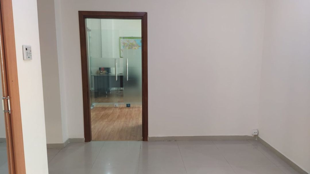 Ofis icarəyə verilir, 220 m², Bakı ş.Nərimanov r.Ə.Rəcəbli k — Ofis, Bakı (2)