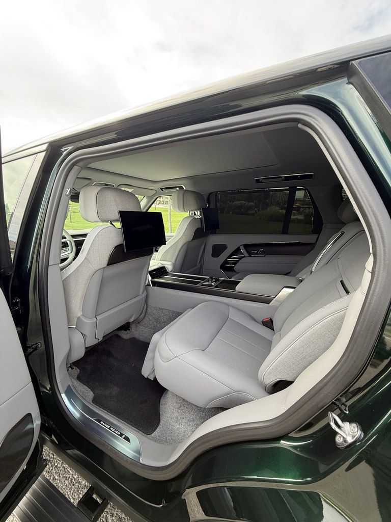 Land Rover Range Rover, 4.4 L, 2024 il, 15 000 km — Avtomobillər, Bakı (11)