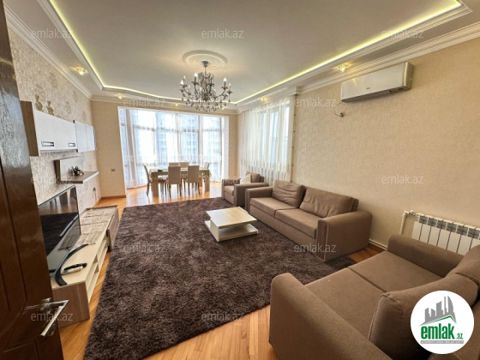 İcarəyə verilir 2 otaqlı 92 m² yeni tikili 8 Noyabr m