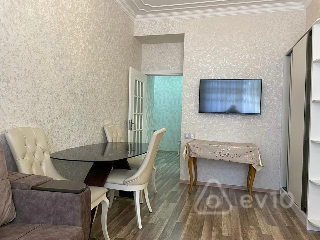 2 otaqlı mənzil, 70 m², Bakı, Səmədbəy Mehmandarov küçəsi — kirayə — Mənzil, Bakı (4)
