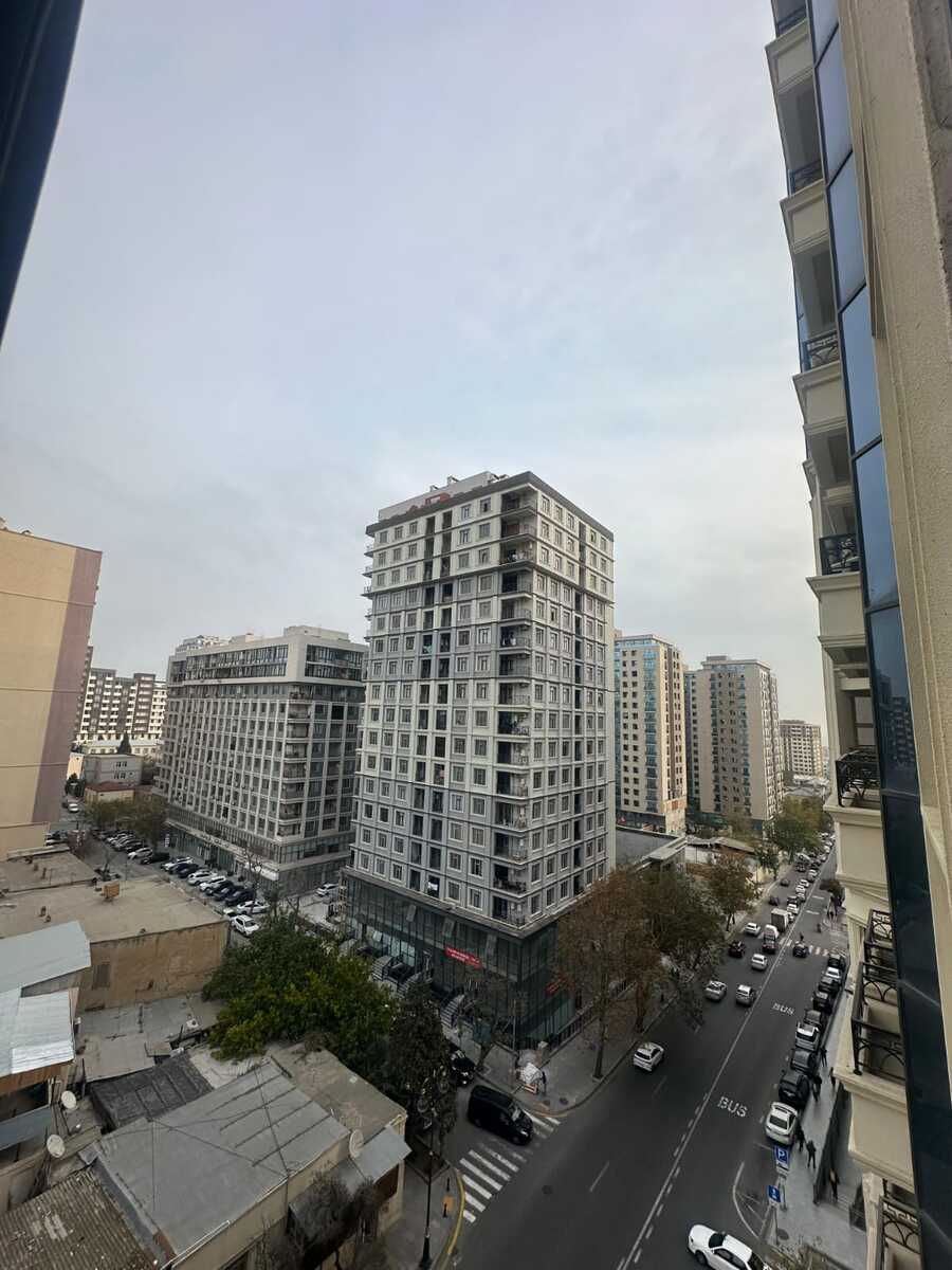 Satılır 4 otaqlı yeni tikili 241.9 m² — Mənzil, Bakı (9)