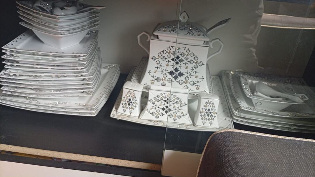 Çay və nahar dəsti — Qablar və mətbəx əşyaları, Bakı