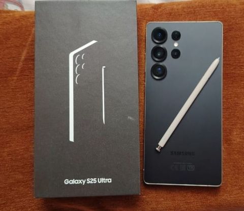 Samsung Galaxy S25 Ultra, 256 GB, rəng - Qara, Barmaq izi — Quba