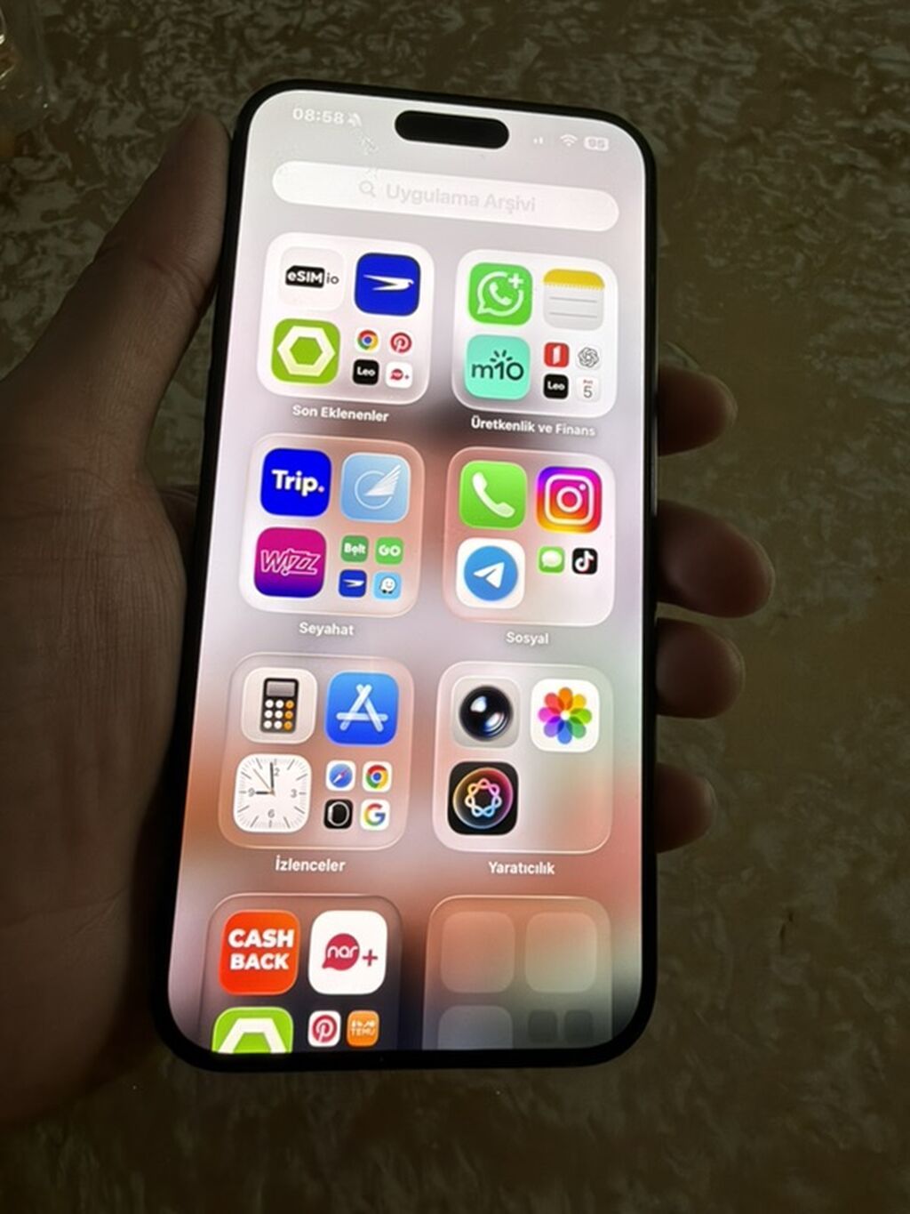Qara, Simsiz şarj — Apple iPhone, Digah (2)