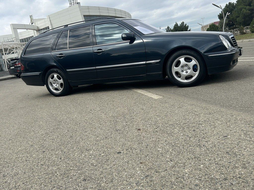 Mercedes E 220, 2.2 L, 2001 il, 420 000 km 99-GE-717 — Avtomobillər, Bakı (4)