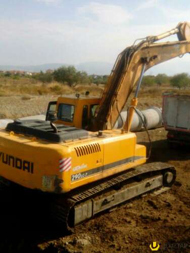 Traktorlar Hyundai R290-7 qırıcı ilə birlikdə — EKSKAVATOR -AVTOKAR KATOK KON BULDOZER EHTIYAT HIS — Ekskavatörler