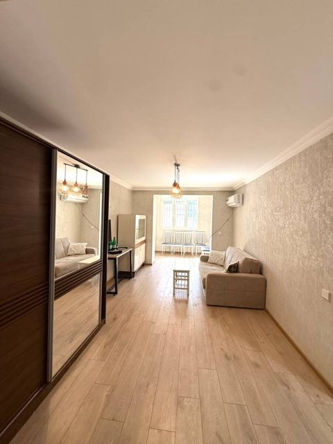 Satılır 2 otaqlı köhnə tikili 50 m² — Bakı