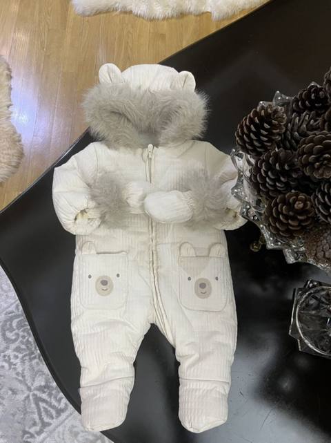 Mothercare 1-3 month Uşaq üçün qış kombinezonu Alinib 120 azn 3 defe — 50 ₼ · Bakı, Nərimanov · Kombinezon və yarımsız kombinezon Mothercare 1-3 month Uşaq üçün qış kombinezonu Alinib 120 azn 3 defe — Bakı