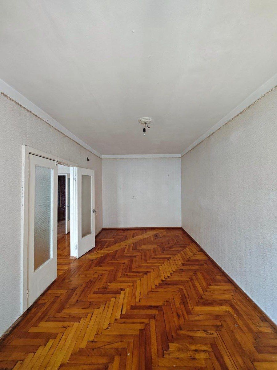 Satılır 4 otaqlı köhnə tikili 100 m² — Mənzil, Bakı (2)