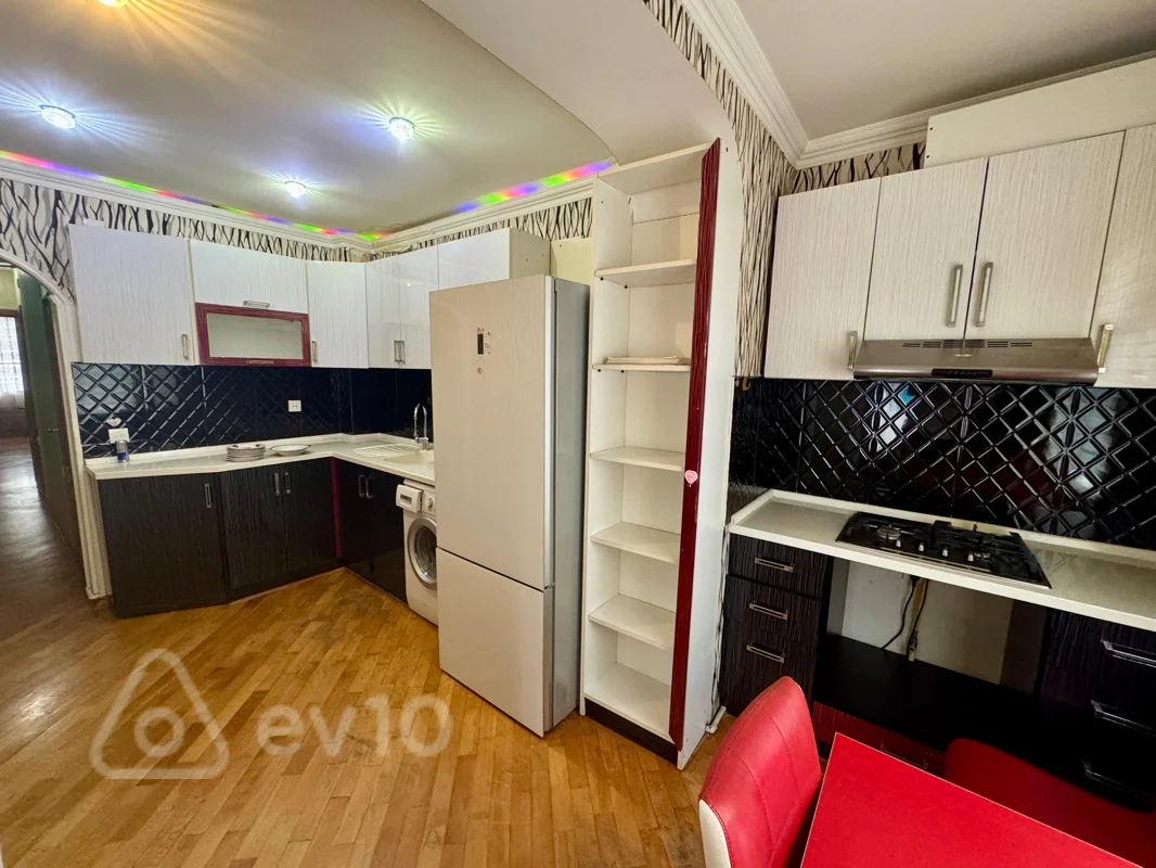 3 otaqlı mənzil, 80 m², Naxçıvanski küç — kirayə — Mənzil, Bakı (6)