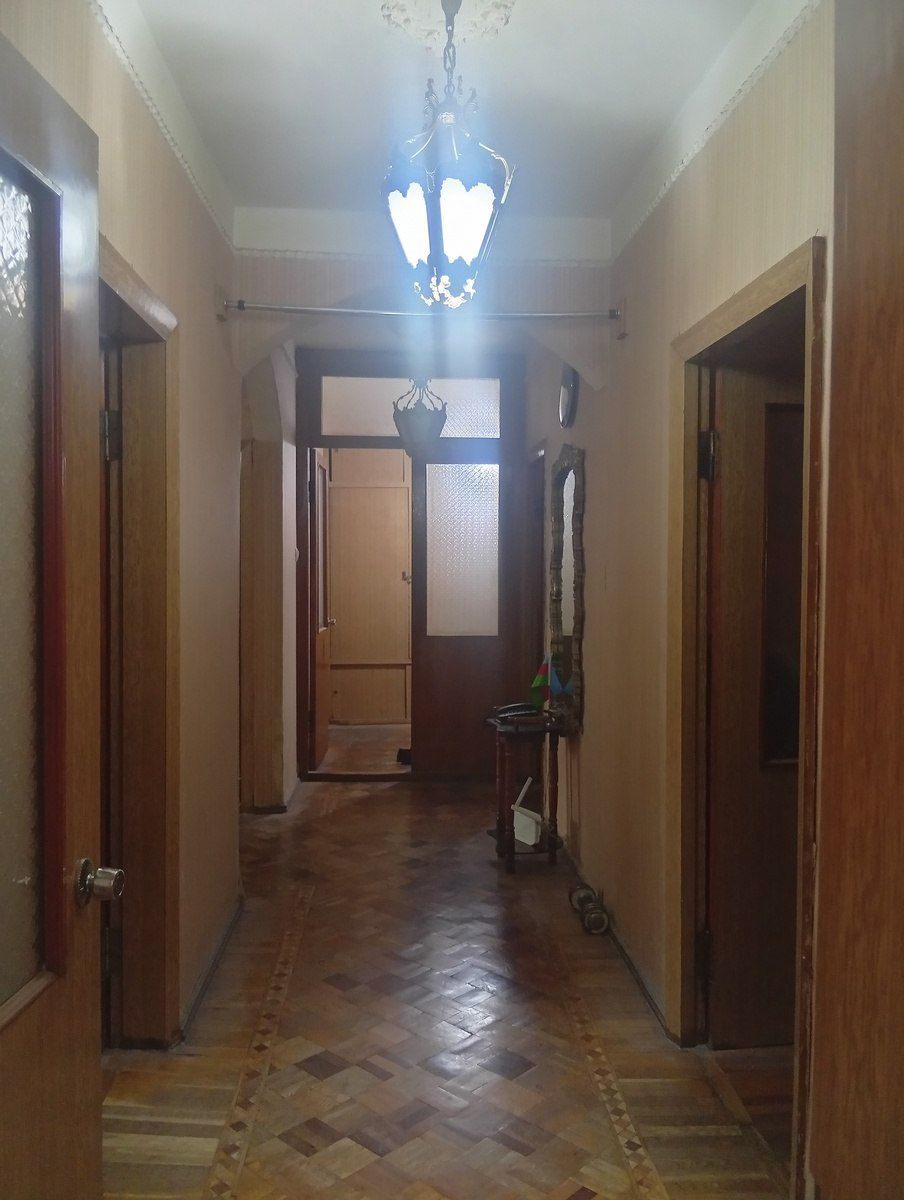 Satılır 5 otaqlı köhnə tikili 115 m² — Mənzil, Bakı (8)