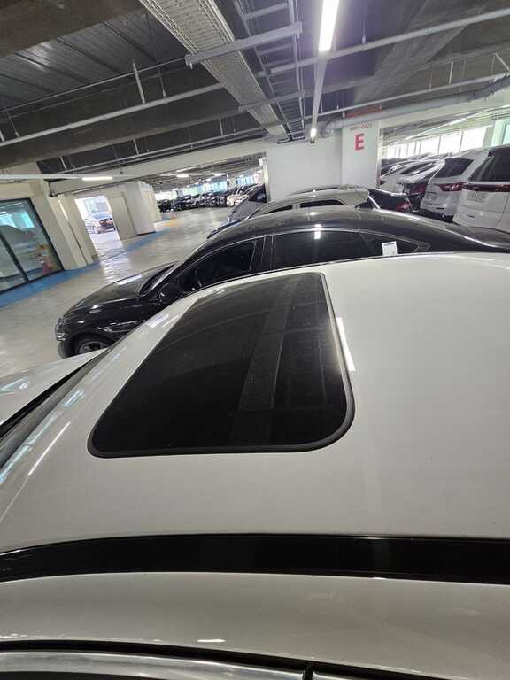 Mercedes E 200, 2.0 L, 2021 il, 77 000 km — Avtomobillər (4)