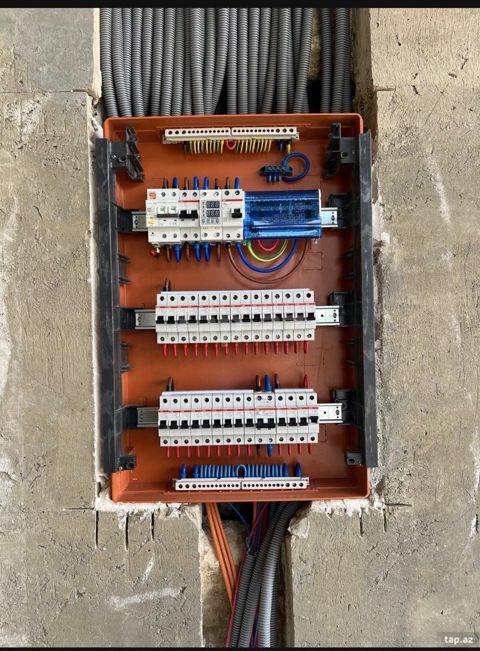Elektrik xidməti — Bakı