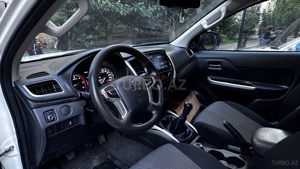 Mitsubishi L200, 2.4 L, 2023 il, 62 000 km — Avtomobillər, Bakı (10)