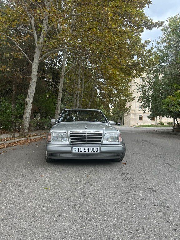 Mercedes E 220, 2.2 L, 1995 il, 270 000 km 10-SH-900 — Avtomobillər, Bakı (2)