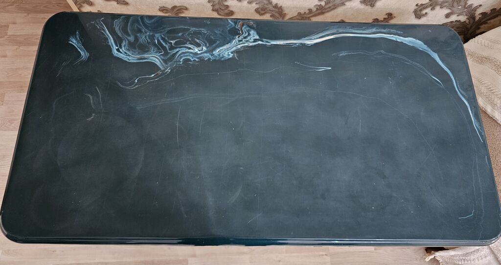 Masa – düzbucaqlı, qara-yaşıl tonlarda səth və yaşıl metal karkas — Masalar, Bakı (3)