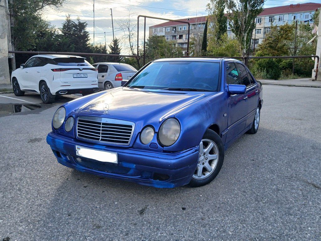 Mercedes E 200, 2.0 L, 1996 il, 326 056 km — Avtomobillər, Sumqayıt (3)