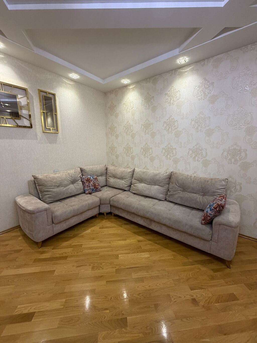 Künc divan, İşlənmiş, Açılan, Bazalı, Vеlur parça — Divanlər, Bakı (2)