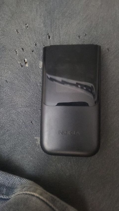 Nokia 2720 Flip Black 4GB — Sumqayıt