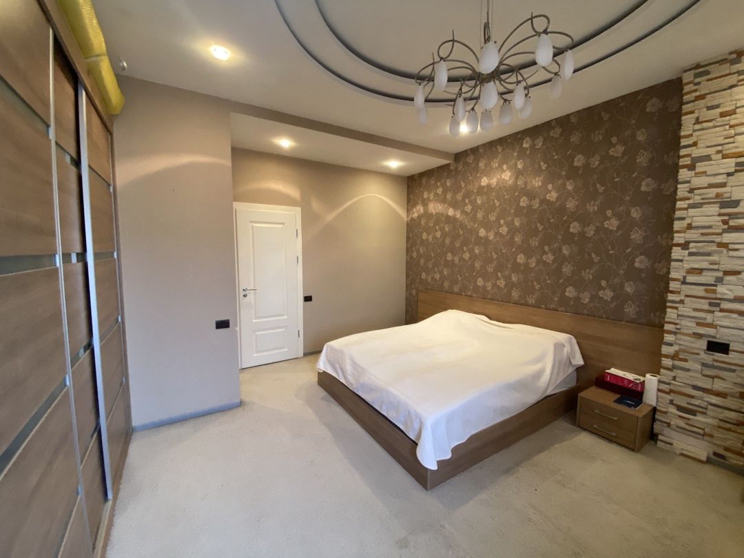 İcarəyə verilir 4 otaqlı yeni tikili 160 m² — Mənzil, Bakı (7)