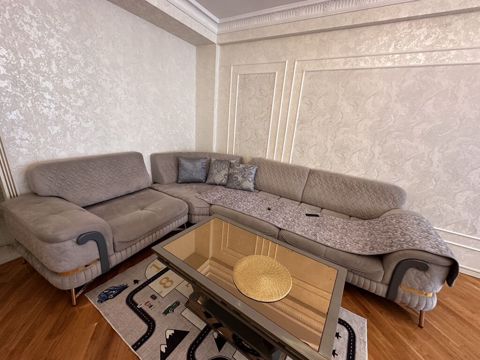 Zövqlü qonaq otağı mebel dəsti - Künc divan: L formalı, yumşaq parça — Bakı