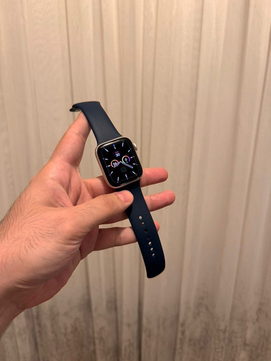Apple Watch SE Silver 44mm — Ağıllı saatlar və biləkliklər, Bakı