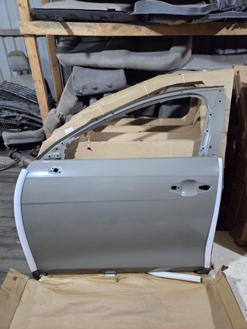 BYD Qin plus 05 ön qapısı — Bakı