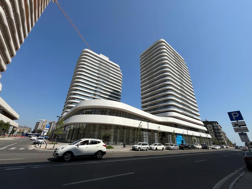 Satılır 4 otaqlı yeni tikili 225 m² — Mənzil, Bakı (2)