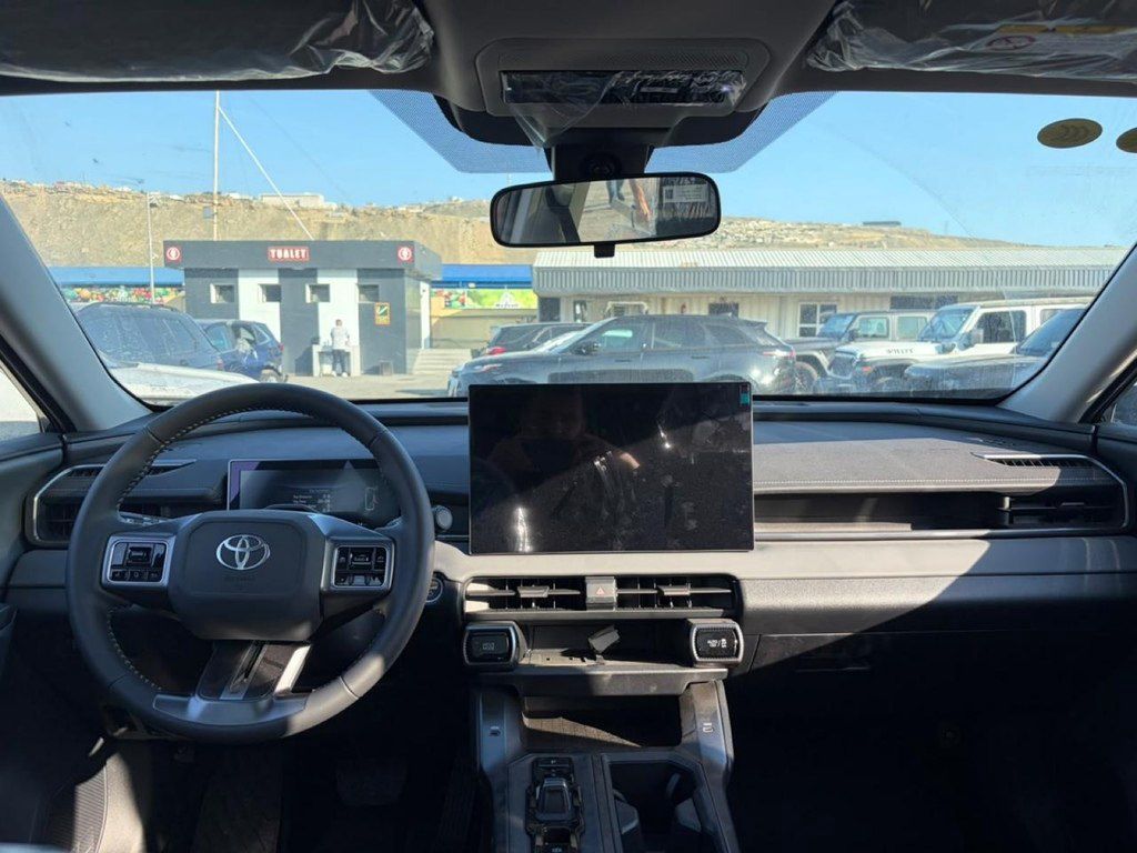 Toyota RAV4, 2.0 L, 1.6 kWh, 2026 il, yeni — Avtomobillər, Bakı (3)