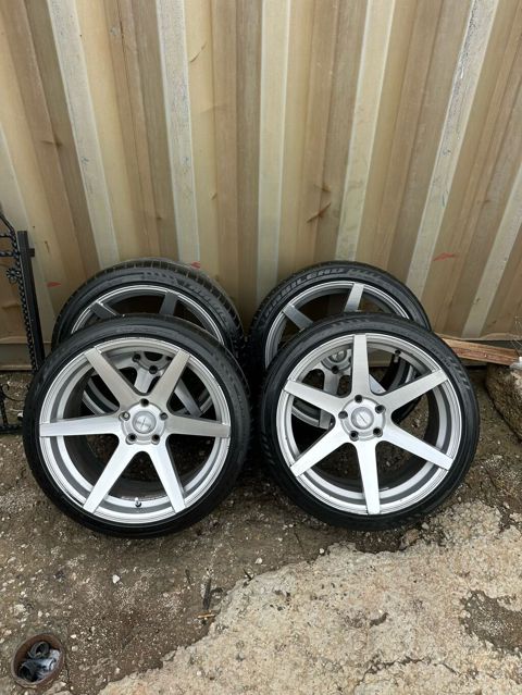 İşlənmiş Disk təkər Mercedes-Benz 225 / 40 / R 18, 5 Boltlu — Digah