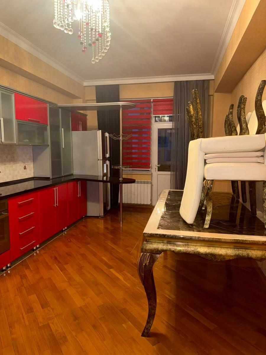 İcarəyə verilir 3 otaqlı yeni tikili 165 m² — Mənzil, Bakı (9)