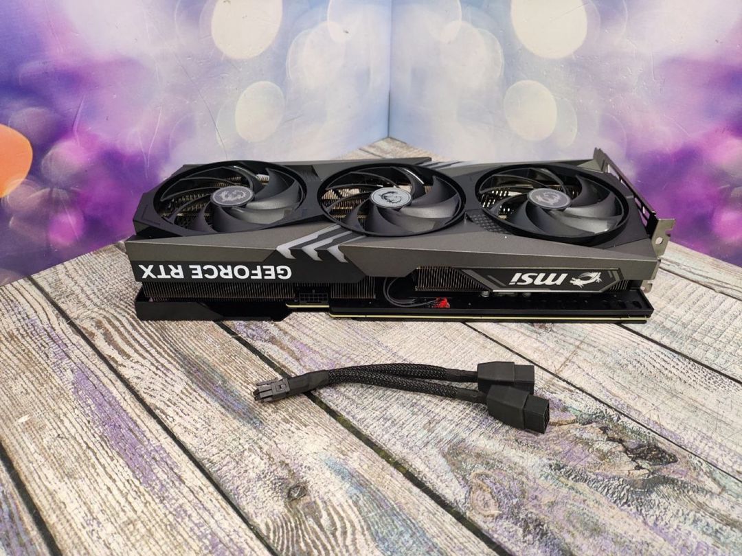 Video kart MSI RTX 4070 Ti Gaming X Trio 12GB — Kompüterlər və noutbuklar, Bakı (3)