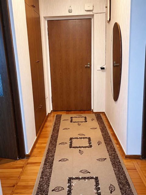 Satılır 3 otaqlı köhnə tikili 82 m² — Bakı