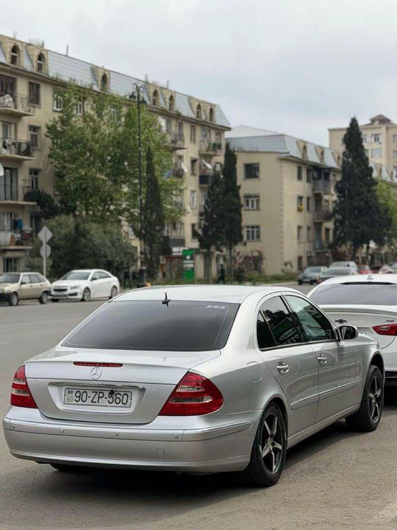 Mercedes E 320, 3.2 L, 2002 il, 300 000 km 90-ZP-560 — Avtomobillər, Gəncə (3)