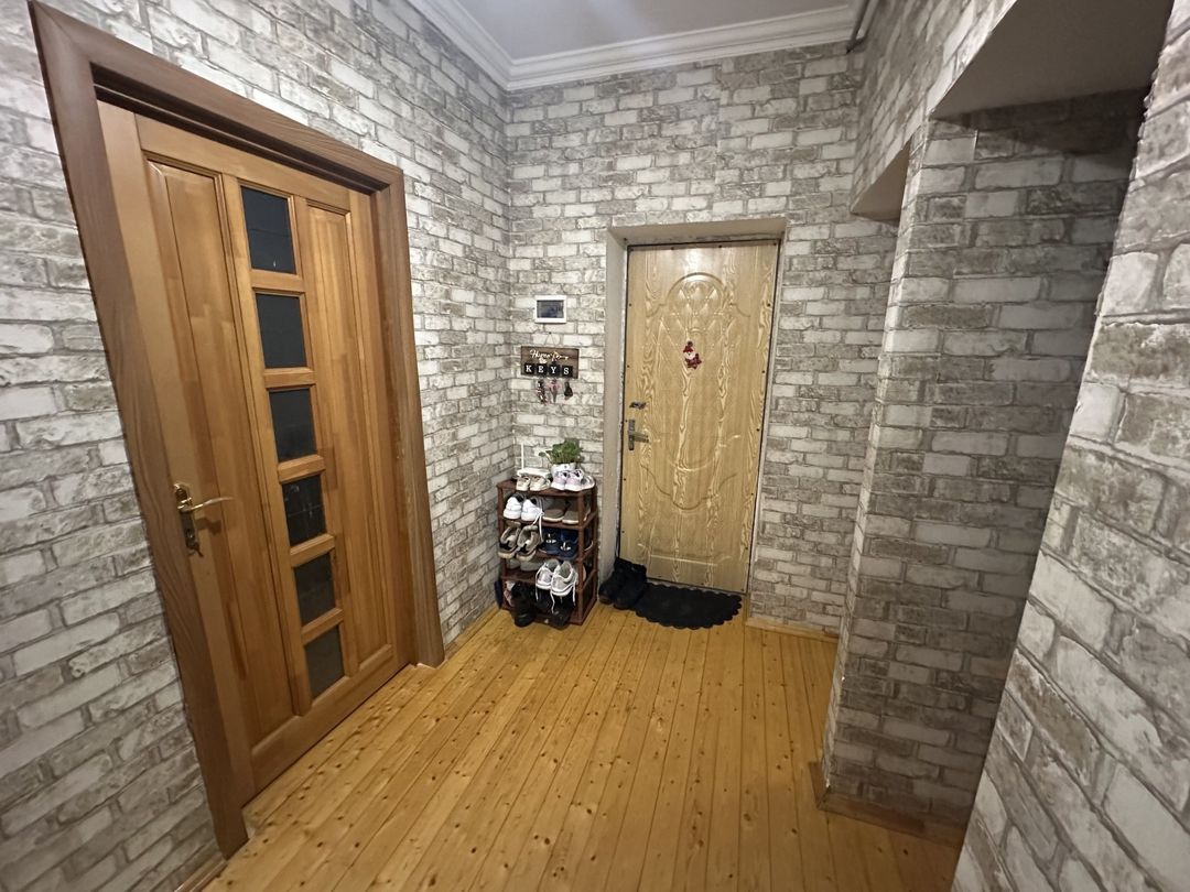 Satılır 2 otaqlı köhnə tikili 63 m² — Mənzil, Bakı (7)