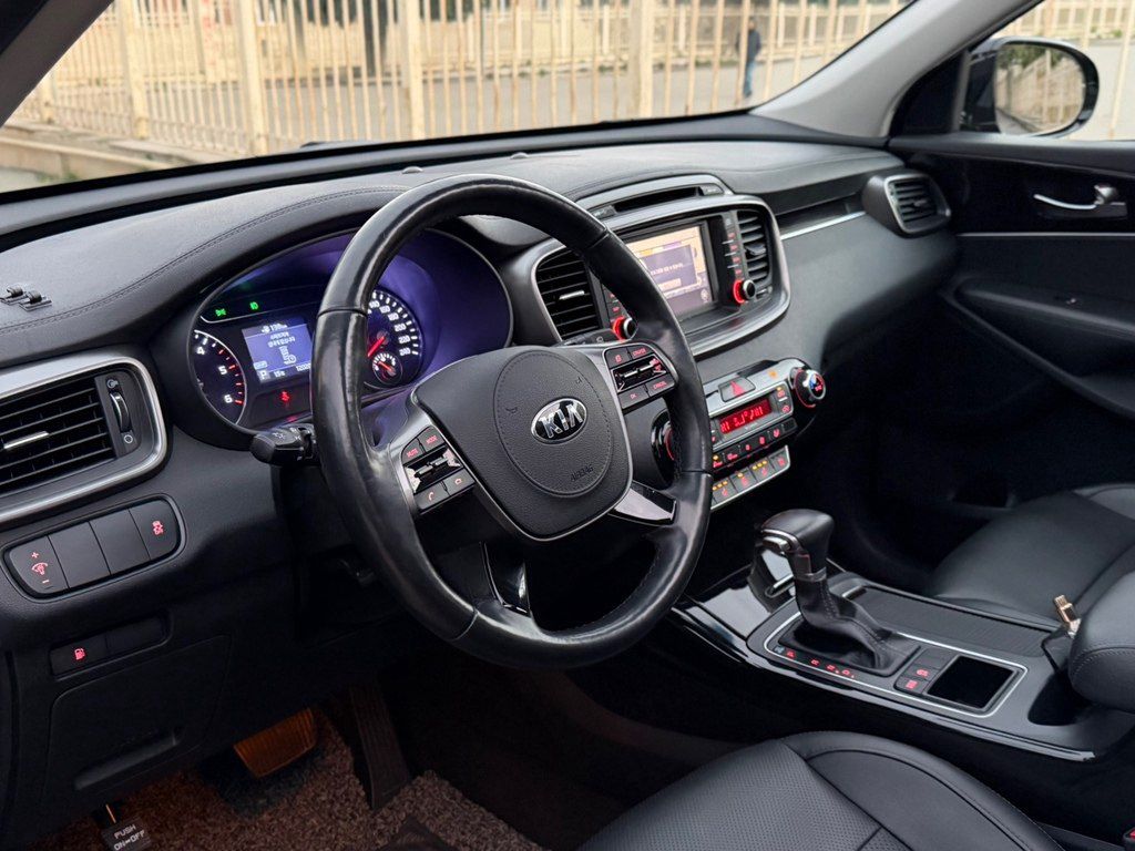 Kia Sorento, 2.0 L, 2018 il, 120 000 km 88-DA-693 — Avtomobillər, Bakı (10)