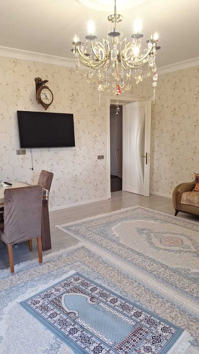 Satılır 7 otaqlı həyət evi/bağ evi 240 m² — Ev, villa, Bakı (2)