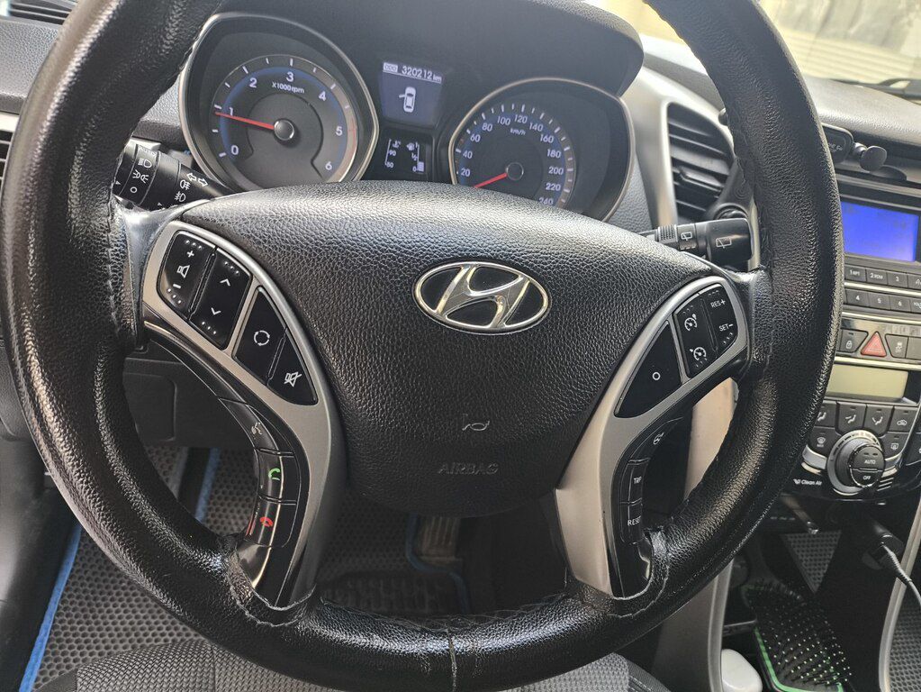 Hyundai i30, 1.6 L, 2015 il, 305 000 km — Avtomobillər, Bakı (11)