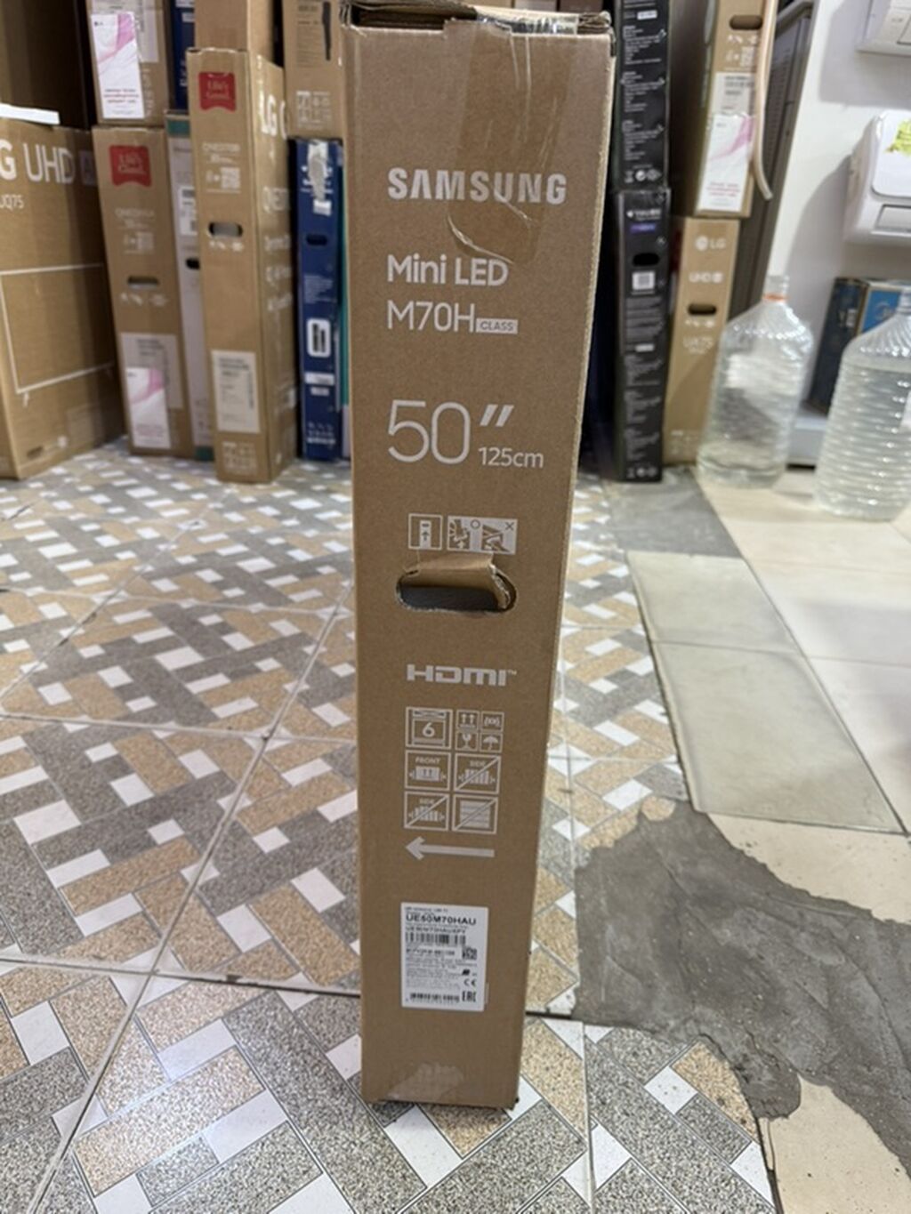 Samsung Mini LED TV – 50" (125 sm), M70H Class - Ekran: 50 düym / 125 — Televizorlar, Bakı (3)