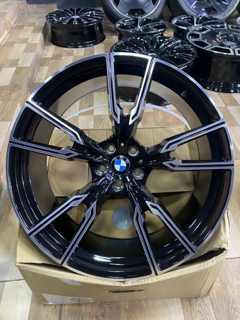 BMW G05 diskləri R22 — Bakı
