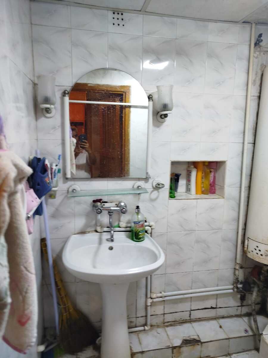 Satılır 2 otaqlı köhnə tikili 50 m² — Mənzil, Bakı (12)